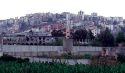 السلطات اللبنانية تتفوق على كيان يهود ببناء الجدران العنصرية!