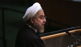 روحاني يدعو &quot;الحرس الثوري&quot; إلى التزام الحياد في الانتخابات