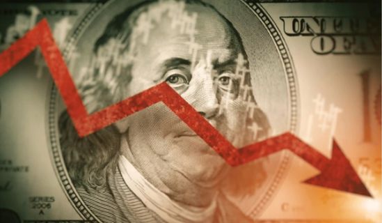 الدولار والسياسة النقدية الأمريكية  بين هيمنة الماضي وتحديات المستقبل