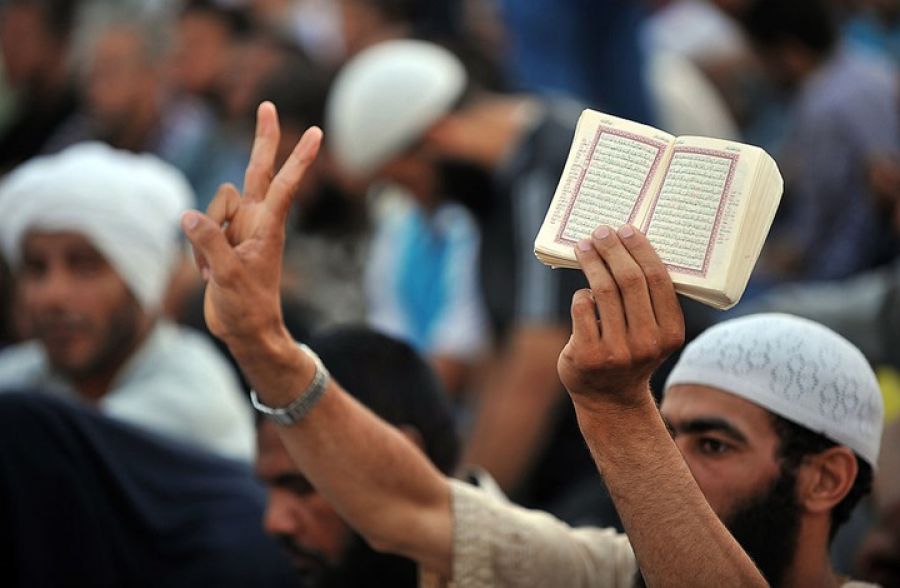 الحركات الإسلامية بين رضا الله ورضا الغرب
