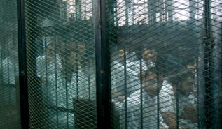 إعدامات تكميم الأفواه على بوابات تعديل الدستور المصري
