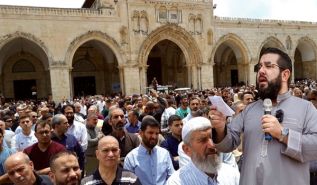 من قلب المسجد الأقصى المبارك حزب التحرير في الأرض المباركة يطالب الجيوش بالدفاع عن الأقصى وحرمات الرسول ﷺ