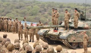 إلى الجيش الباكستاني  من أراد الفلاح فليسعَ لهذا الشرف