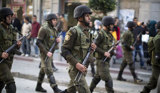 السلطة الفلسطينية لا زالت تستغل حالة الطوارئ  لاعتقال كل من يخالفها الرأي أو يدافع عن ثقافة الأمة