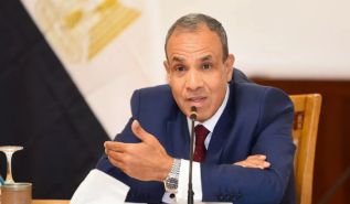 الدعوة إلى التطبيع الكامل مع يهود  خيانة صريحة للأمة