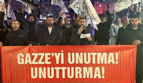 حزب التحرير/ ولاية تركيا  فعاليات ليلية "متى ستتحركون من أجل غزة؟!"