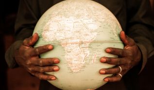 الصراع على قارة أفريقيا  بين الحاضر والمستقبل