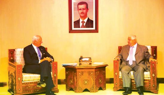 "دي ميستورا" يصل دمشق.. ويحضر اجتماعاً في الخارجية السورية