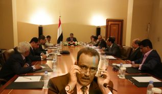 الحكومة اليمنية تعلن قبولها حضور محادثات مع الحوثيين