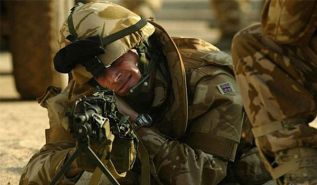 بريطانيا سمحت لجنودها بإطلاق النار على المدنيين في العراق وأفغانستان