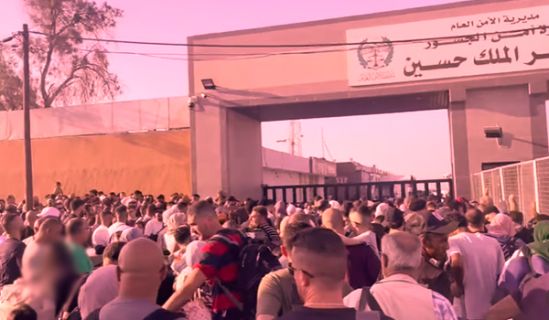 جسر الكرامة  بين الازدحام والفساد  وطبقية الـVIP