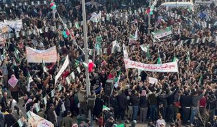 تجدد المظاهرات في الشام رفضاً للتطبيع مع نظام أسد