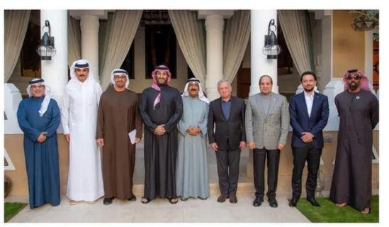 حكام المسلمين  وعدوان يهود على إيران