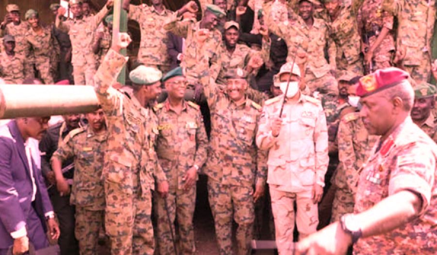 كلمة العدد  الانقلاب الفاشل في السودان  بالونة اختبار لها ما بعدها