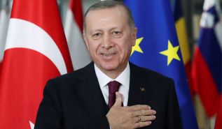 أردوغان يحتفي بقادة يهود!