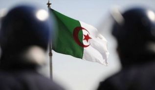 الجزائر: تغيير جذري أم شكلي؟