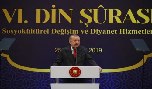 الدولة نفسها بنظام الكفر الذي تطبقه  هي التي تقف وراء الابتعاد عن الدين في تركيا