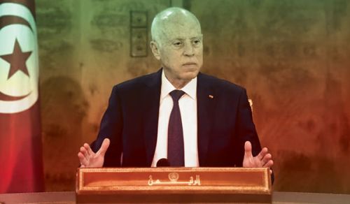 هل يحل قيس سعيِّد الأحزاب  بعد حظر "النهضة والخلاص"؟