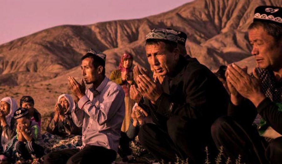 كلمة العدد متى تنتهي معاناة مسلمي الإيغور؟!