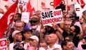عندما يُتسوّل بالمبادرات السياسية على عتبات الديمقراطية!