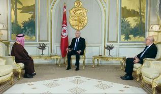 التسوّل المنظم لحكّام تونس مقابل الفشل المنظم