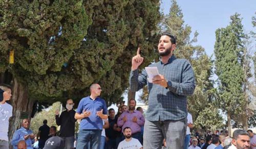 نداءات للجيوش من الأقصى للتحرك ردا على قرارات كيان يهود  بالسماح ليهود بالصلاة في باحات المسجد الأقصى