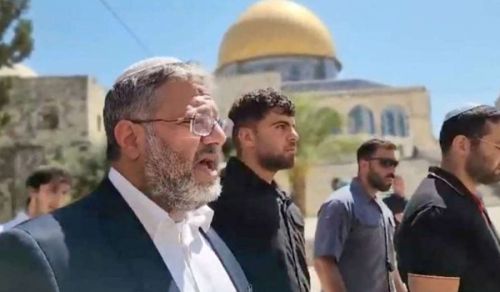 المسجد الأقصى يحوَّل إلى مكان مقدس ليهود!!