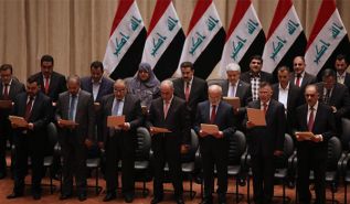 ولادة قيصرية مشوهة لحكومة عراقية فاشلة